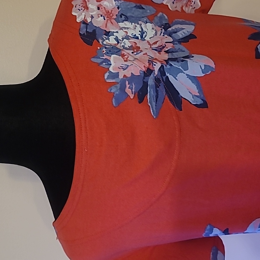 Joules Riviera Dress Red Floral Short Sleeve Pullover US Size 10 - Picture 4 of 7